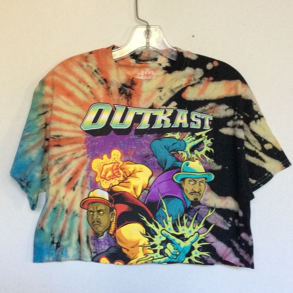 OutKast Cropped Tee Shirt
